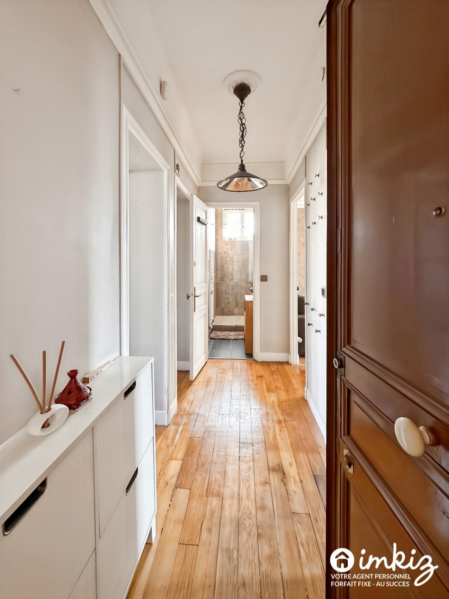 
                                                Vente
                                                 Bel appartement 3 pièces de 56 m² - Paris 12ème