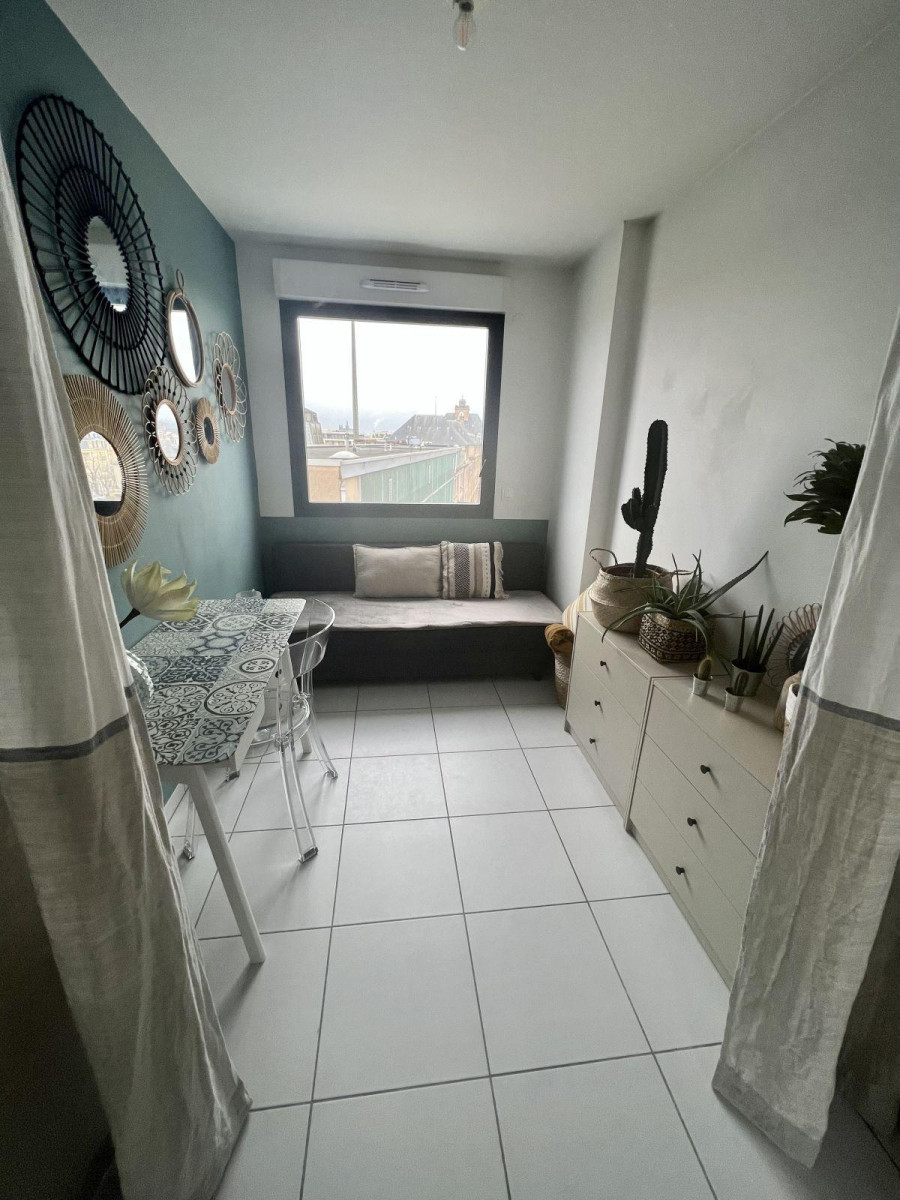 
                                                Location
                                                 Bel appartement 3P meublé à Metz Ste Thérèse