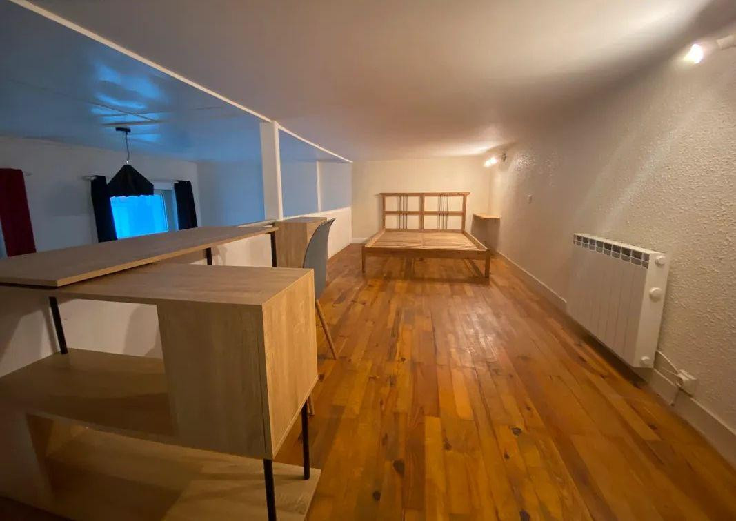 
                                                Location
                                                 Bel appartement 50m² 33m² carrez et mezzanine 20m²