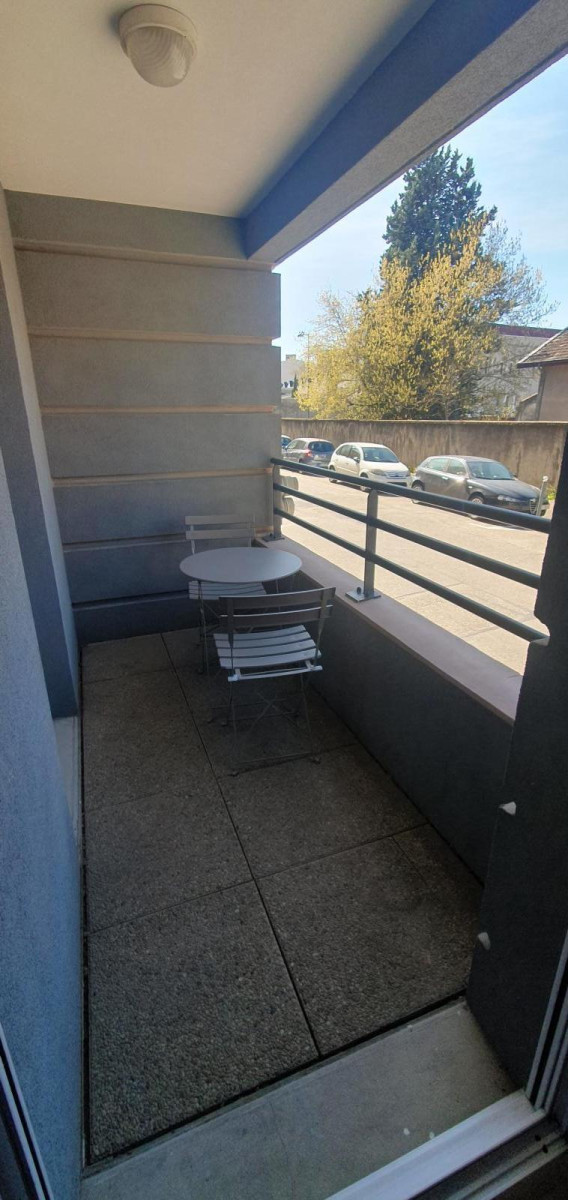 
                                                Location
                                                 Bel appartement 50m2 - balcon/garage -Villeurbanne