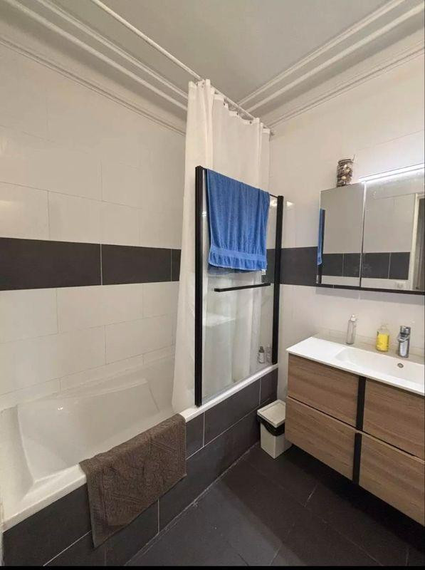 
                                                Location
                                                 Bel appartement à louer à Paris