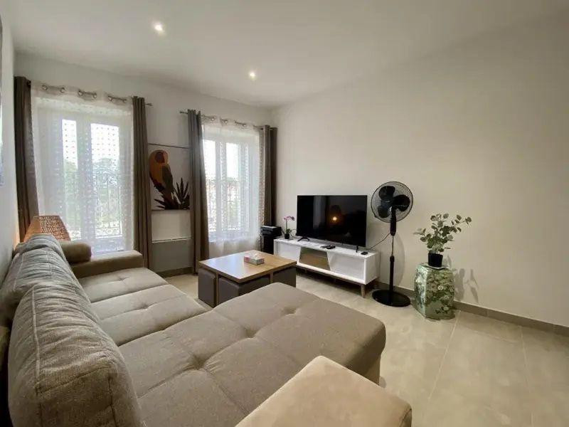 
                                                Location
                                                 Bel appartement au coeur de Narbonne