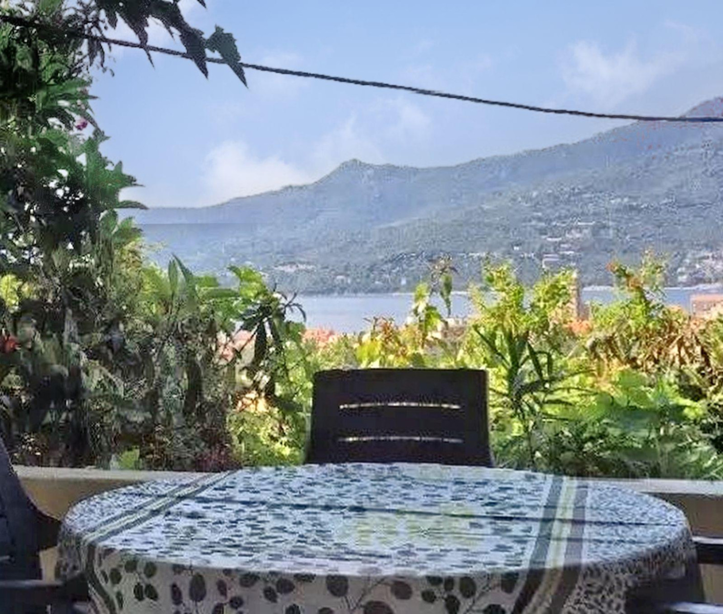 
                                                Location
                                                 Bel appartement avec vue sur mer