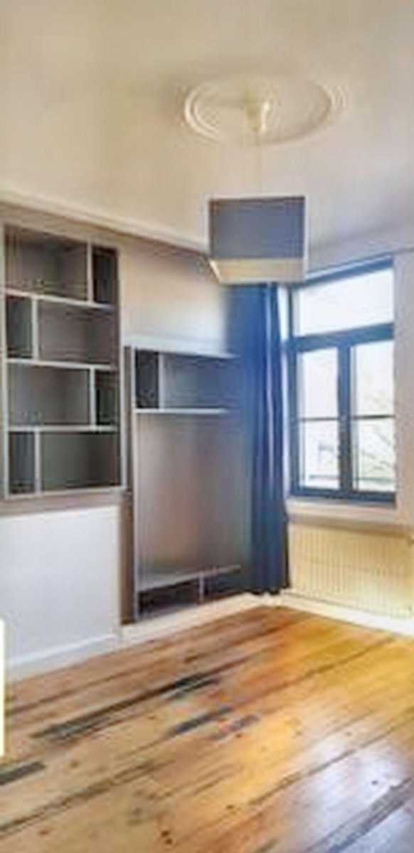 
                                                Location
                                                 BEL APPARTEMENT BIEN SITUE