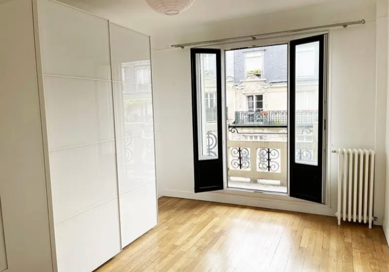 
                                                Location
                                                 Bel appartement de 3 pièces