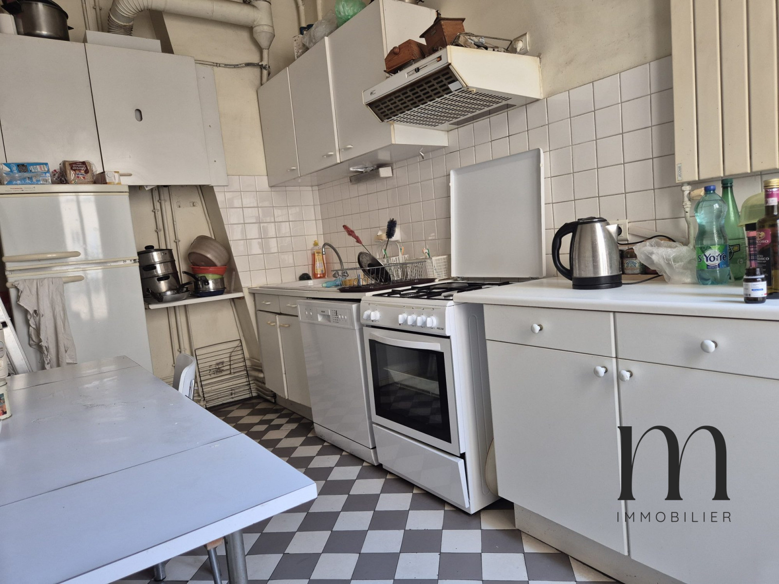 
                                                Viager
                                                 Bel appartement de réception 4 pièces en viager