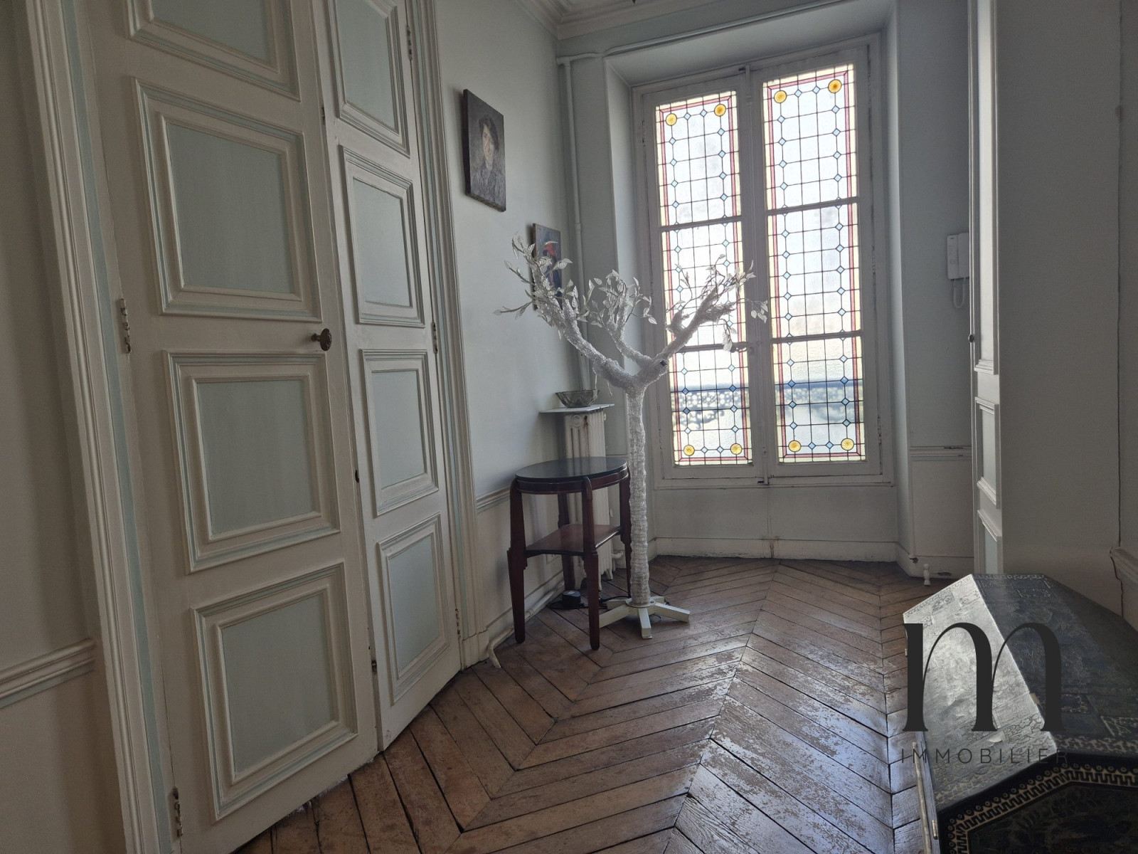 
                                                Viager
                                                 Bel appartement de réception 4 pièces en viager