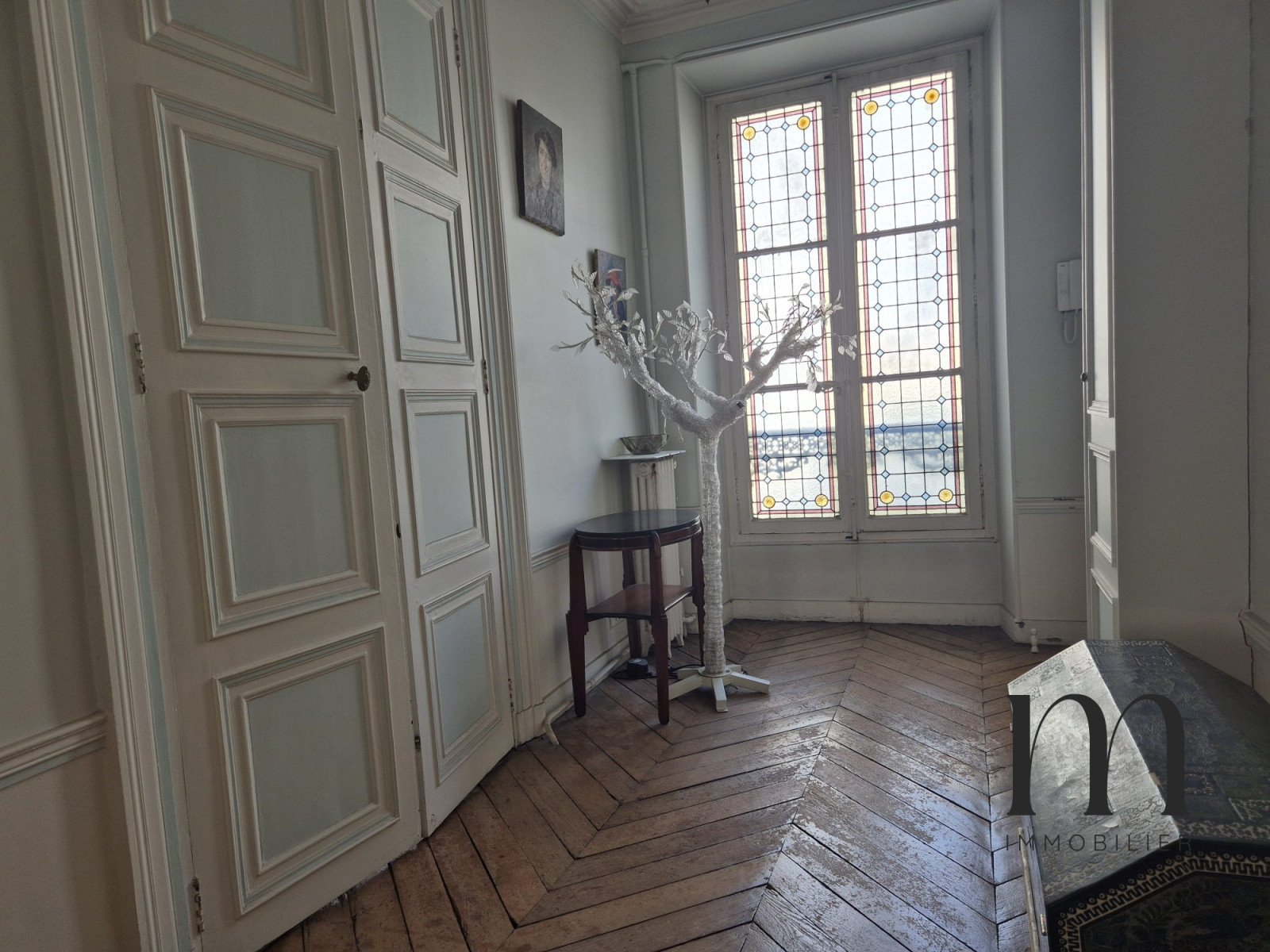 
                                                Viager
                                                 Bel appartement de réception 4 pièces en viager