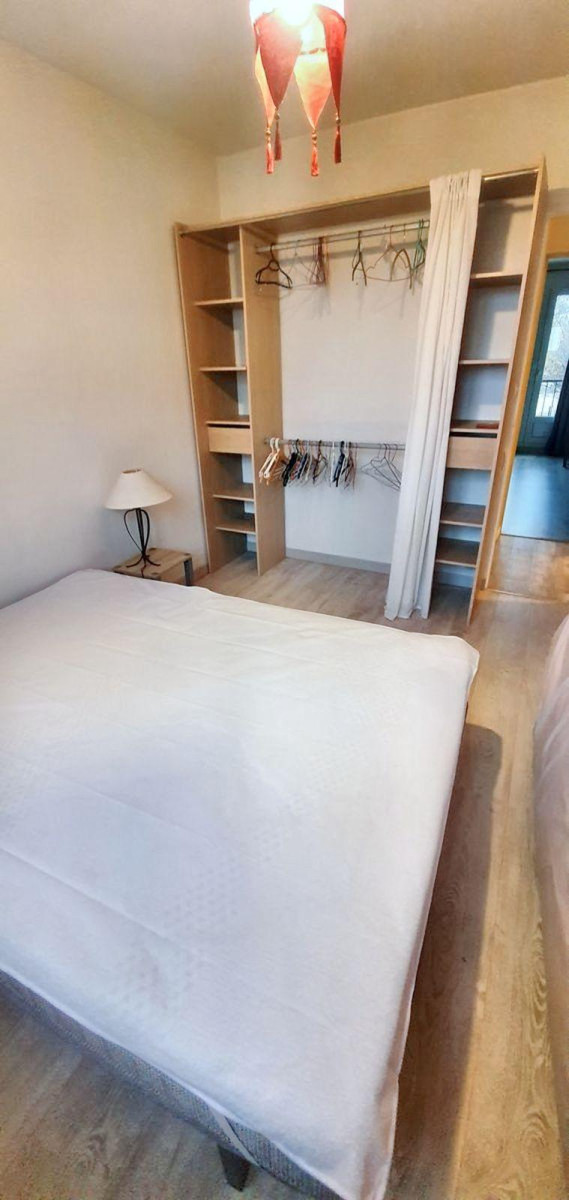 
                                                Location
                                                 Bel appartement F3 tout équipé