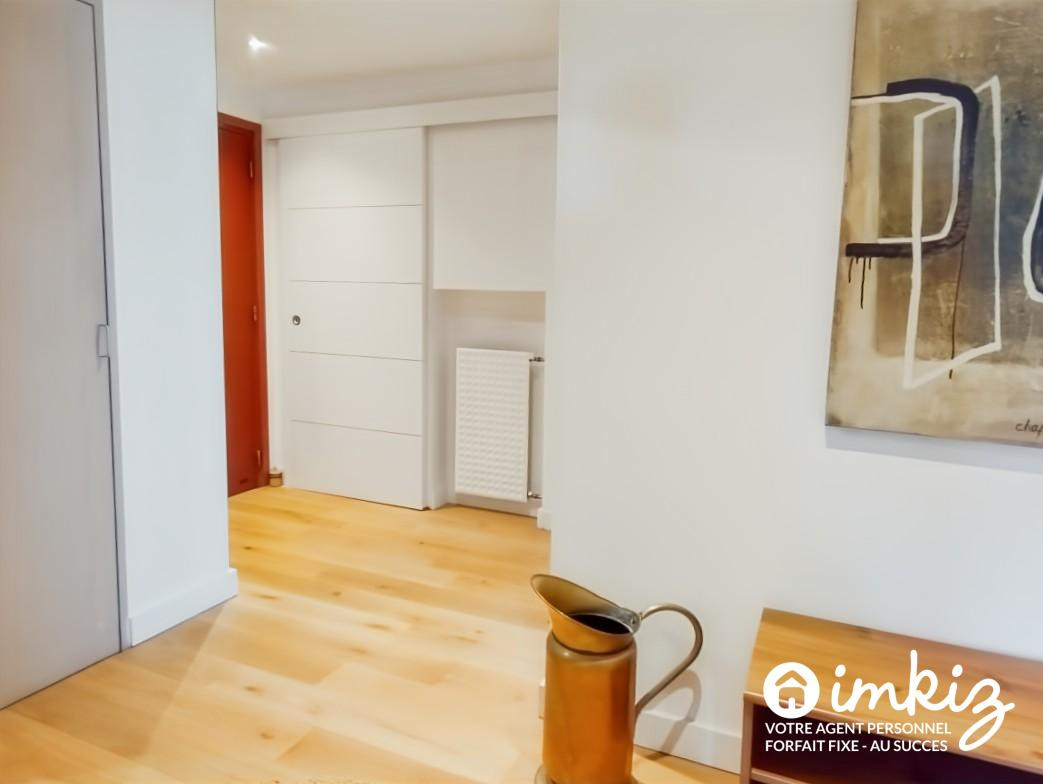
                                                Vente
                                                 Bel appartement lumineux 4 pièces