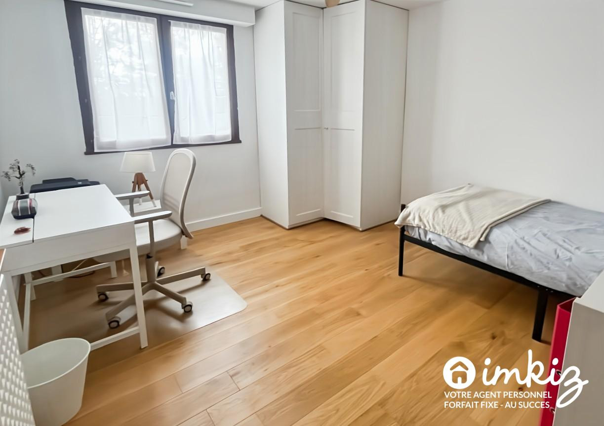 
                                                Vente
                                                 Bel appartement lumineux 4 pièces