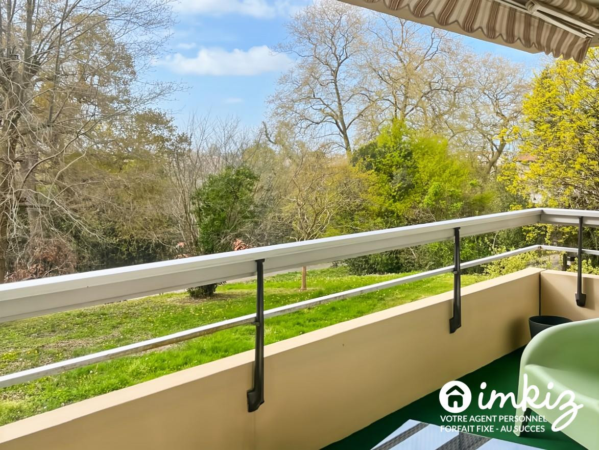 
                                                Vente
                                                 Bel appartement lumineux 4 pièces