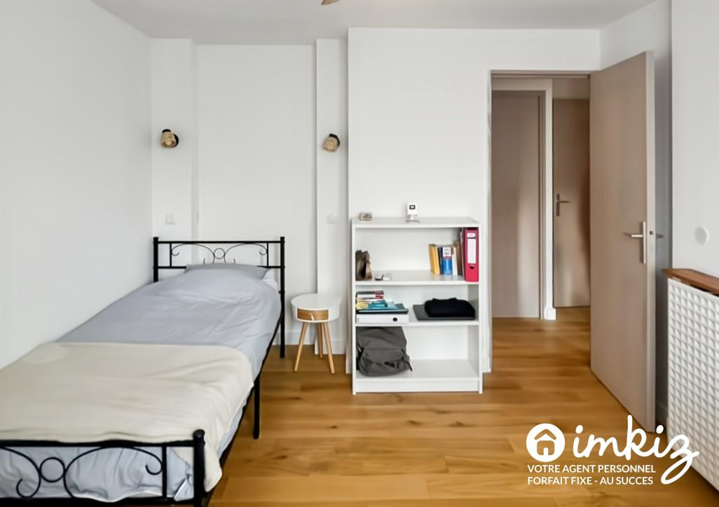 
                                                Vente
                                                 Bel appartement lumineux 4 pièces