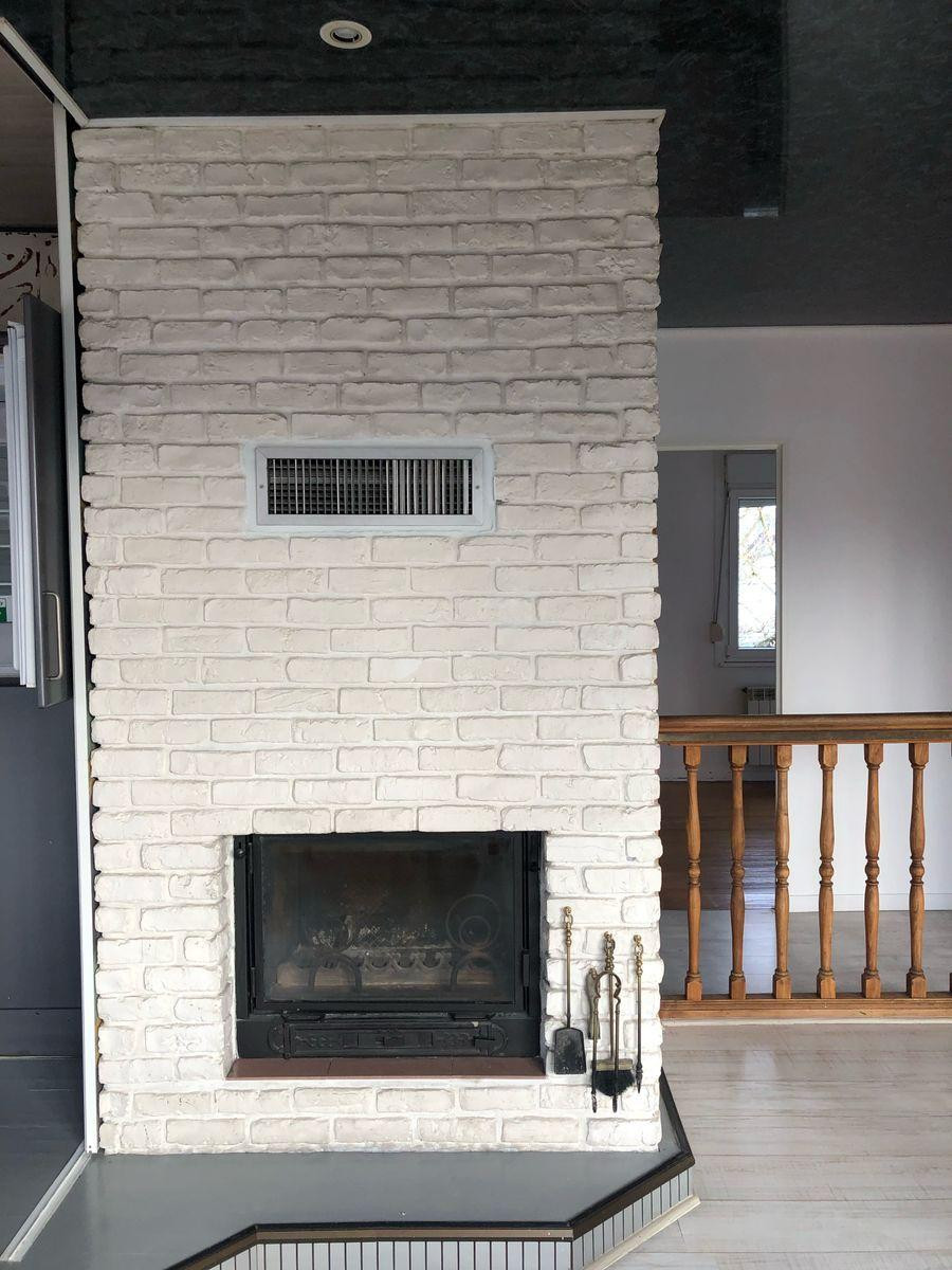 
                                                Location
                                                 Bel appartement lumineux dans quartier résidentiel