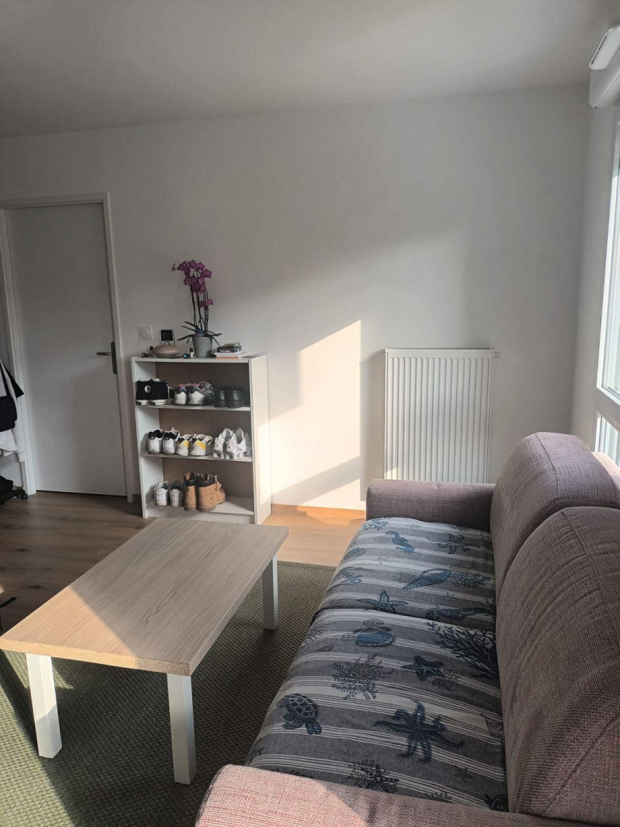 
                                                Location
                                                 Bel appartement lumineux de 46m2 vous attend !