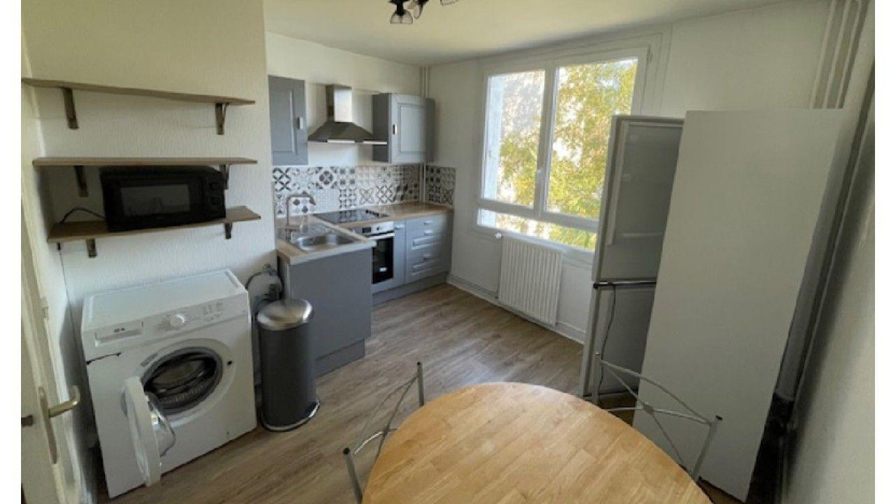 
                                                Location
                                                 Bel appartement lumineux, meublé