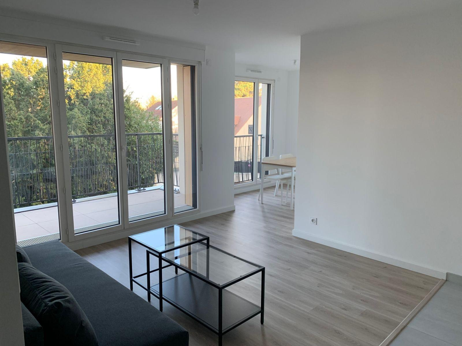 
                                                Location
                                                 Bel appartement meublé de 2 pièces très lumineux