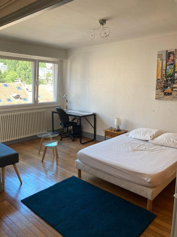 
                                                Location
                                                 Bel appartement meublé de 52 m2
