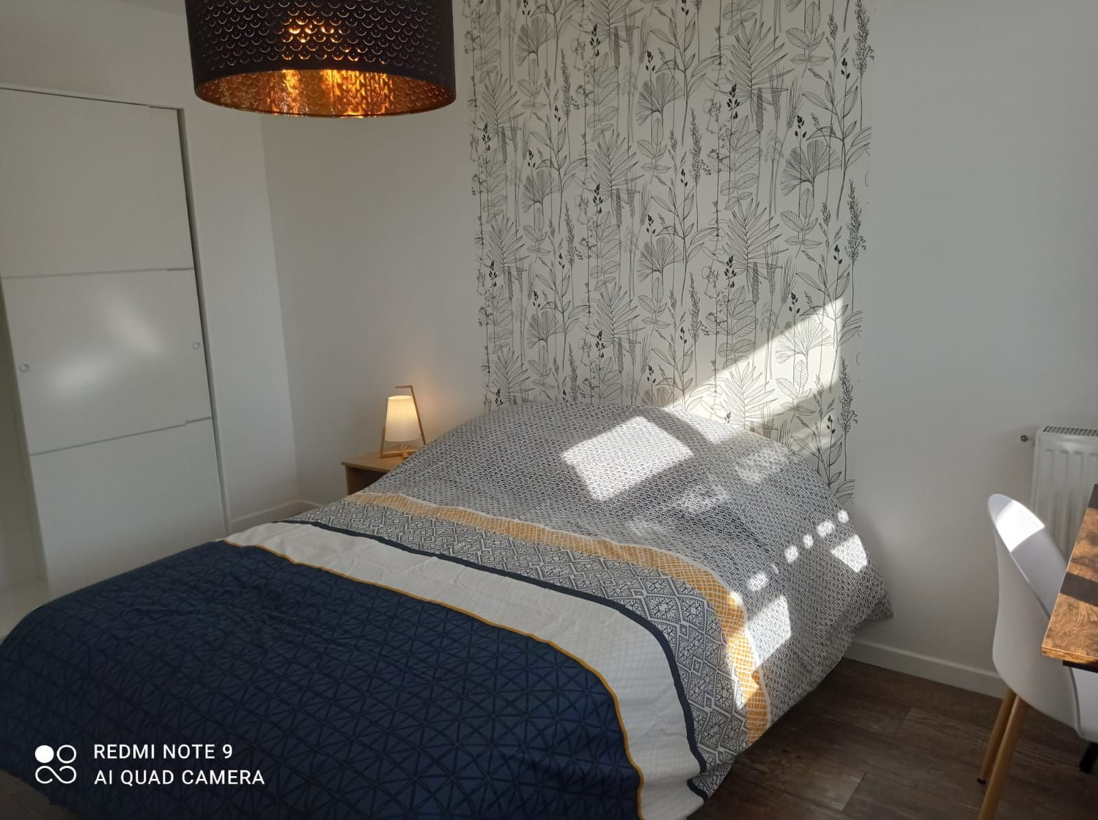 
                                                Location
                                                 Bel appartement proche de la gare (loyer tout inclus)