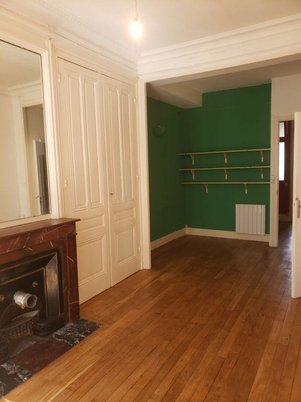 
                                                Location
                                                 Bel appartement T2 à Lyon 2è