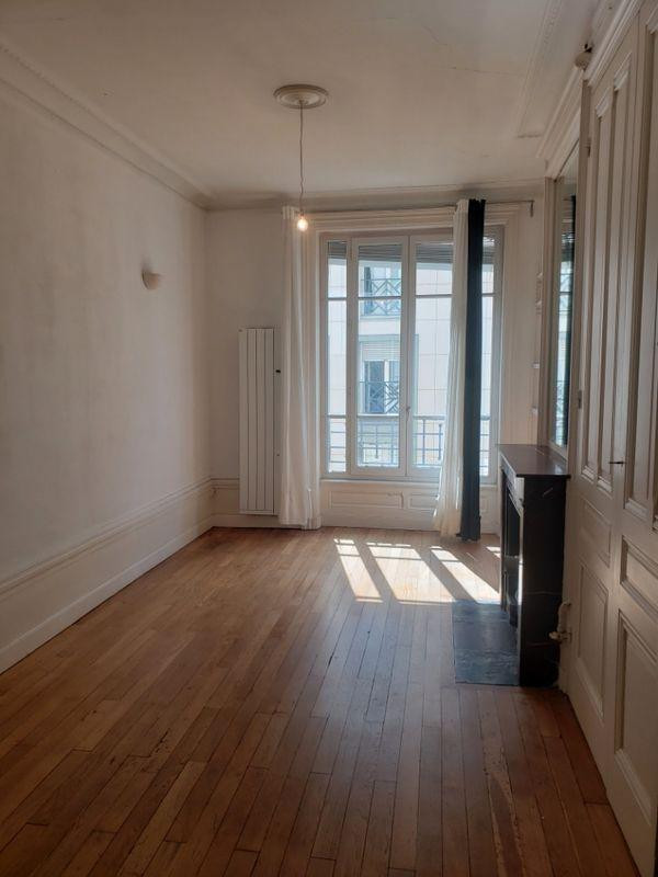 
                                                Location
                                                 Bel appartement T2 à Lyon 2è