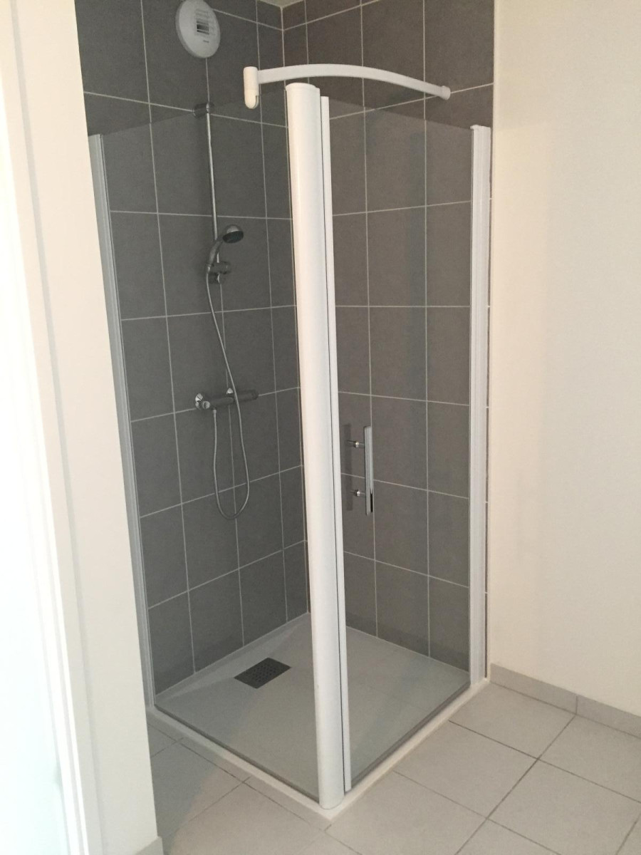 
                                                Location
                                                 Bel appartement T2 de 40 m²   avec parking