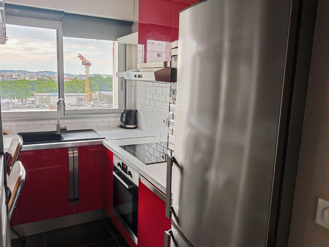 
                                                Location
                                                 Bel appartement T2 meublé vue sur seine