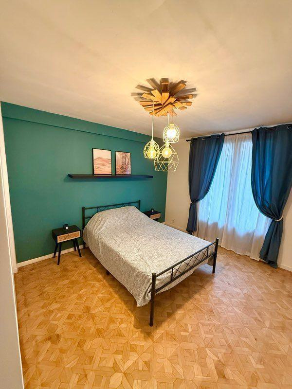 
                                                Location
                                                 Bel appartement T3 73m²  La Joliette