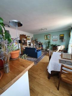
                                                Location
                                                 Bel appartement T3 dans quartier tranquille