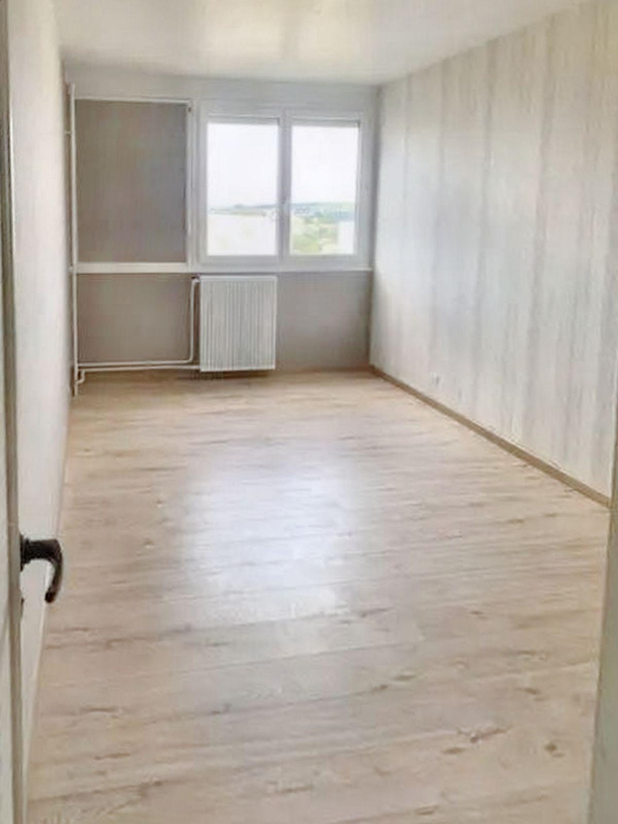 
                                                Location
                                                 Bel appartement T3 traversant et lumineux