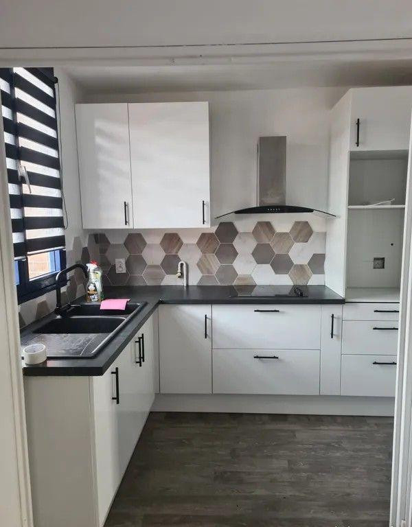 
                                                Location
                                                 Bel appartement T4 de 84m² calme et agréable