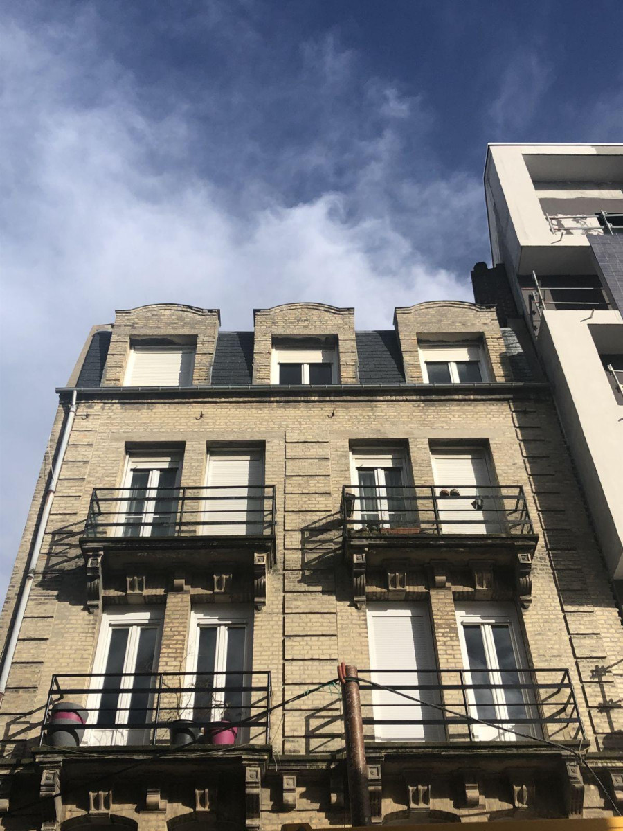 
                                                Location
                                                 Bel appartement traversant de 29 m²