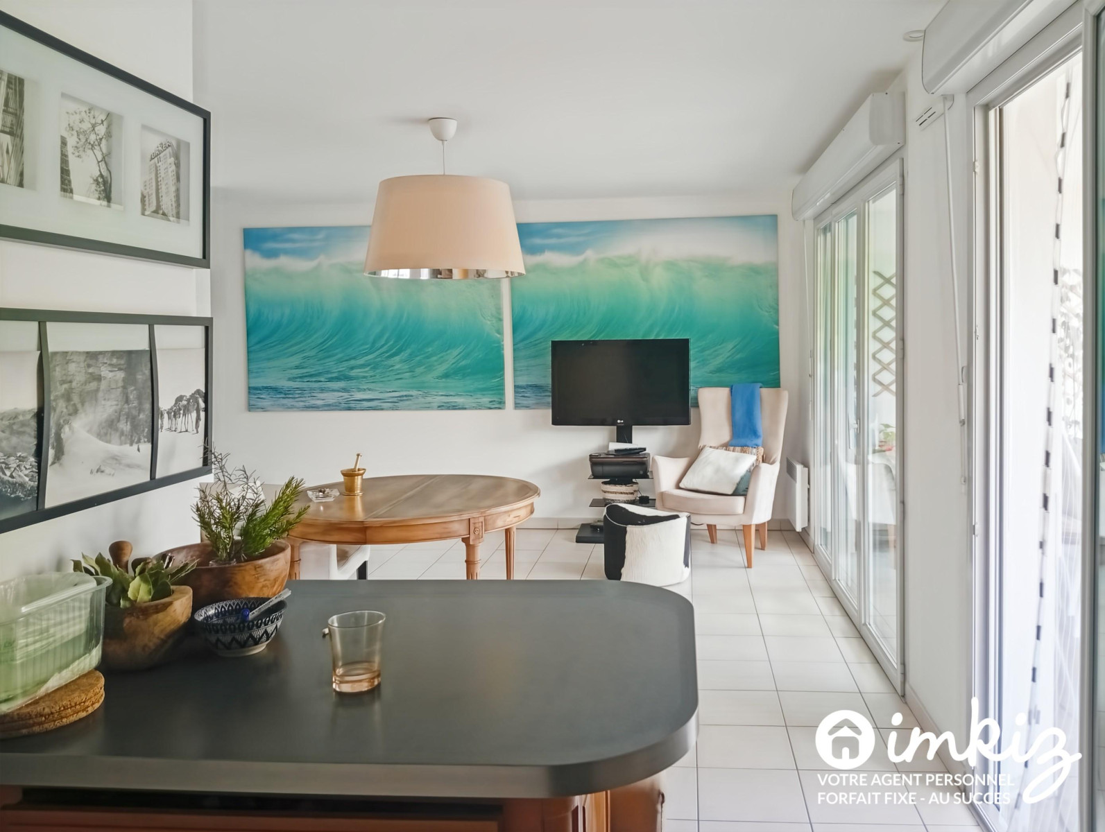 
                                                Vente
                                                 Bel appartement traversant, deux exterieurs