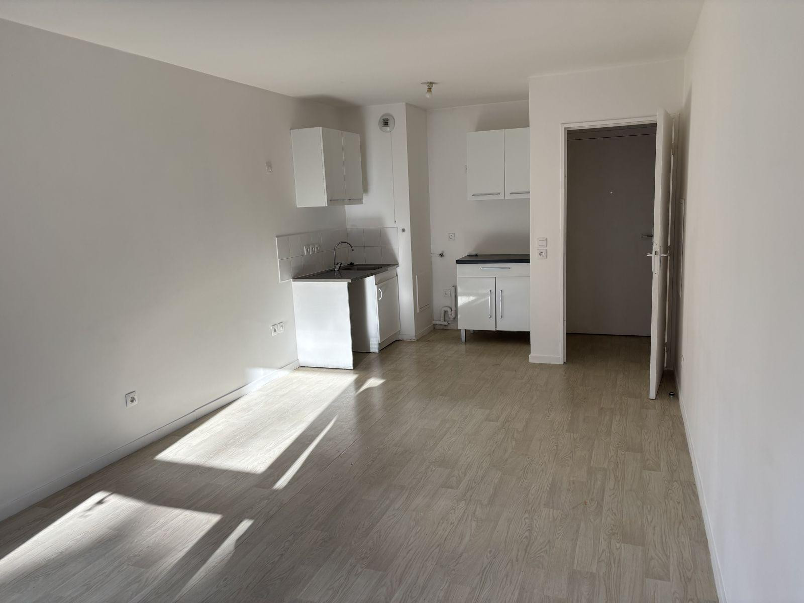
                                                Location
                                                 Bel studio - Avenue Jean Jaurès Argenteuil 95100