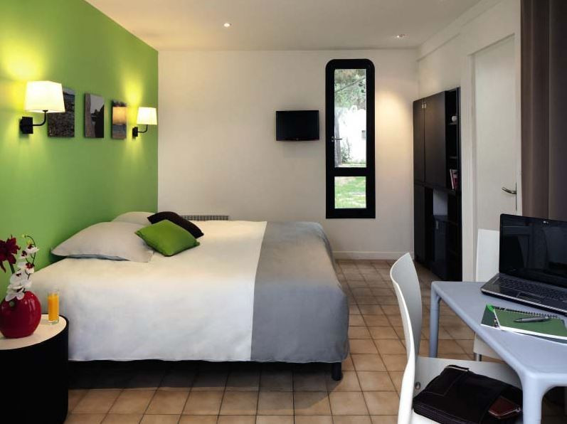 
                                                Vente
                                                 BELAMBRA Type 2 LMNP revente renta. 7.50 %