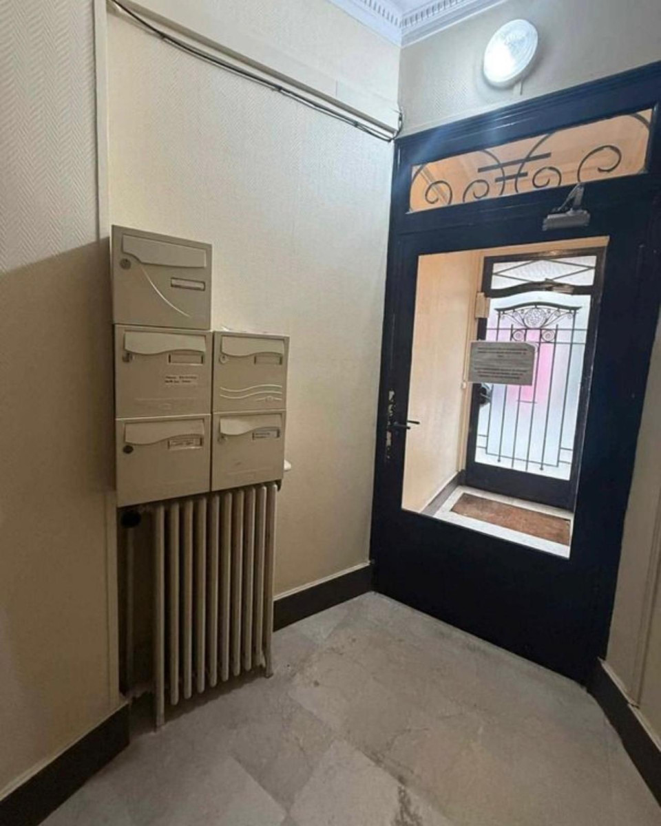 
                                                Location
                                                 Belle appartement pour 3 professionnels libéraux