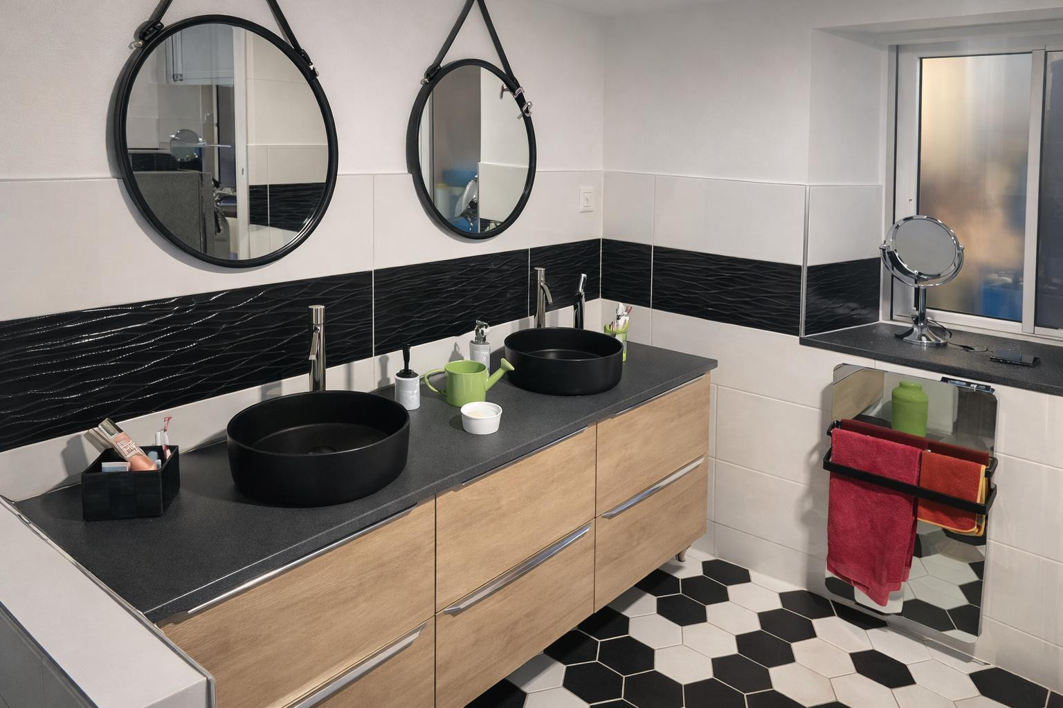 
                                                Vente
                                                 Belle bâtisse entièrement rénovée