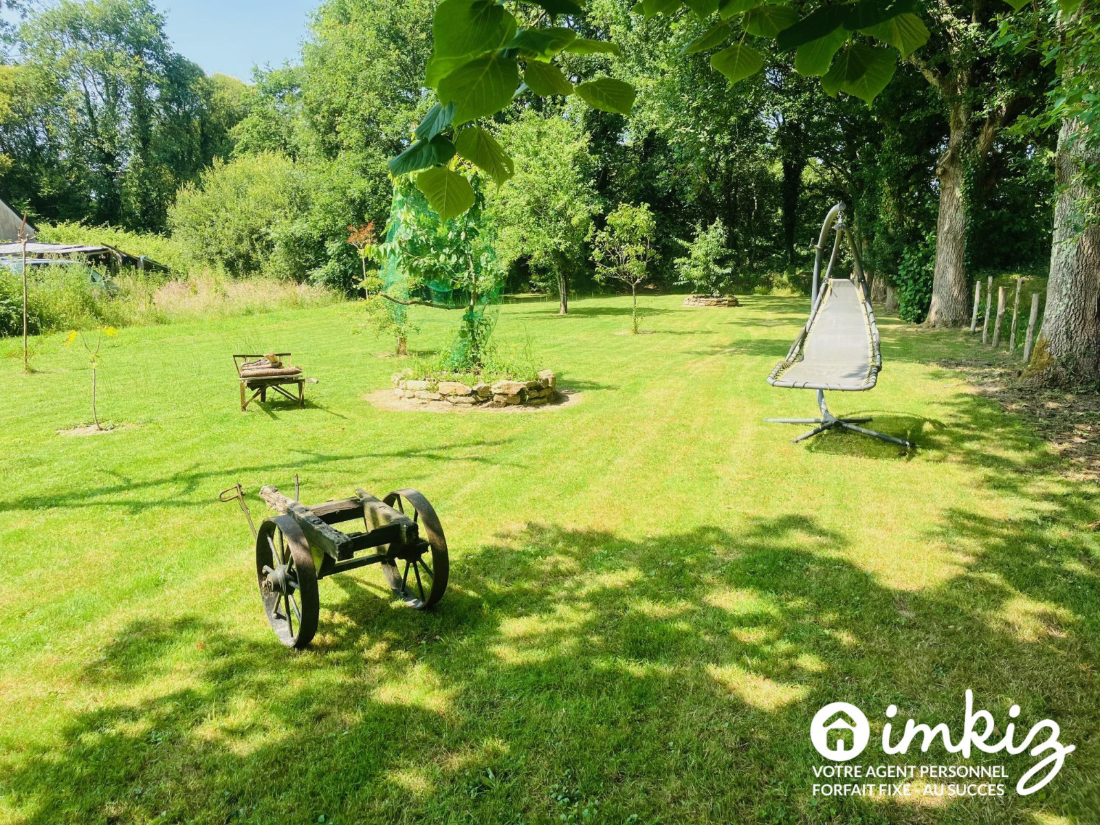 
                                                Vente
                                                 Belle bâtisse entièrement rénovée