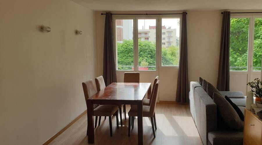 
                                                Colocation
                                                 Belle chambre 11m² en coloc 4P meublé et équipé