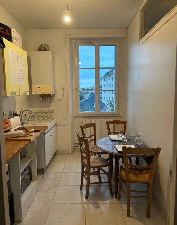
                                                Colocation
                                                 Belle chambre 12m² dans un appartement de 44 m²