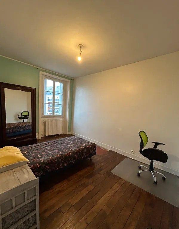 
                                                Colocation
                                                 Belle chambre 12m² dans un appartement de 44 m²