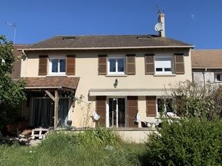 
                                                Colocation
                                                 BELLE CHAMBRE AVEC SALLE DE BAIN PRIVATIVE