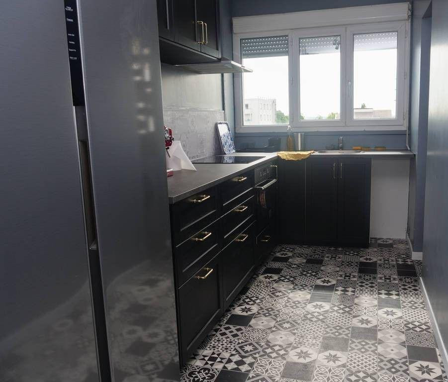 
                                                Colocation
                                                 Belle chambre dans colo rénovée et meublée 75m²