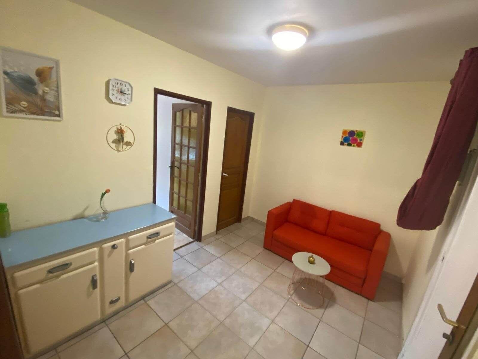 
                                                Colocation
                                                 Belle chambre dans coloc 105m² à Melun