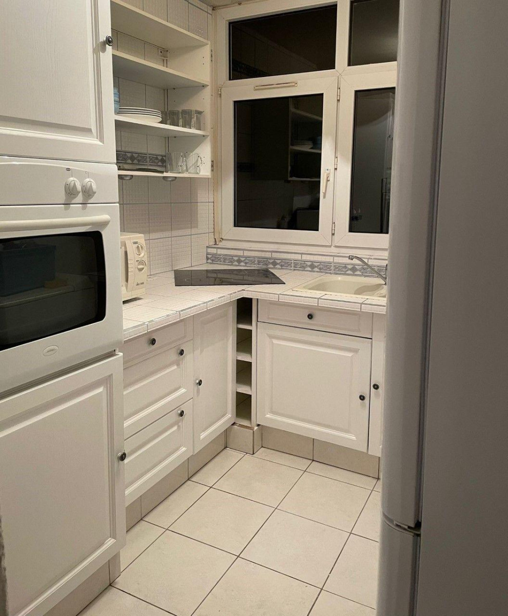 
                                                Colocation
                                                 Belle chambre dans coloc 68m² rénovée