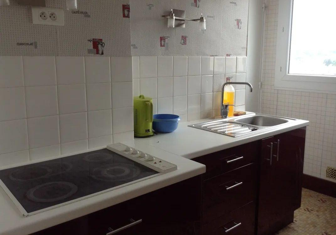 
                                                Colocation
                                                 Belle chambre dans coloc 78m²