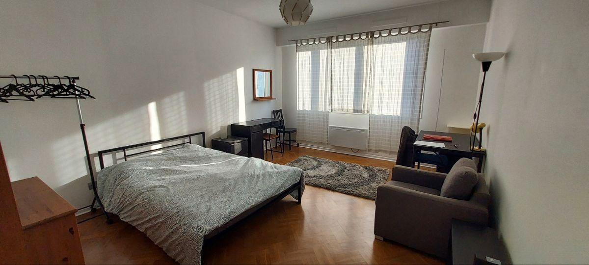 
                                                Colocation
                                                 Belle chambre de 19m2