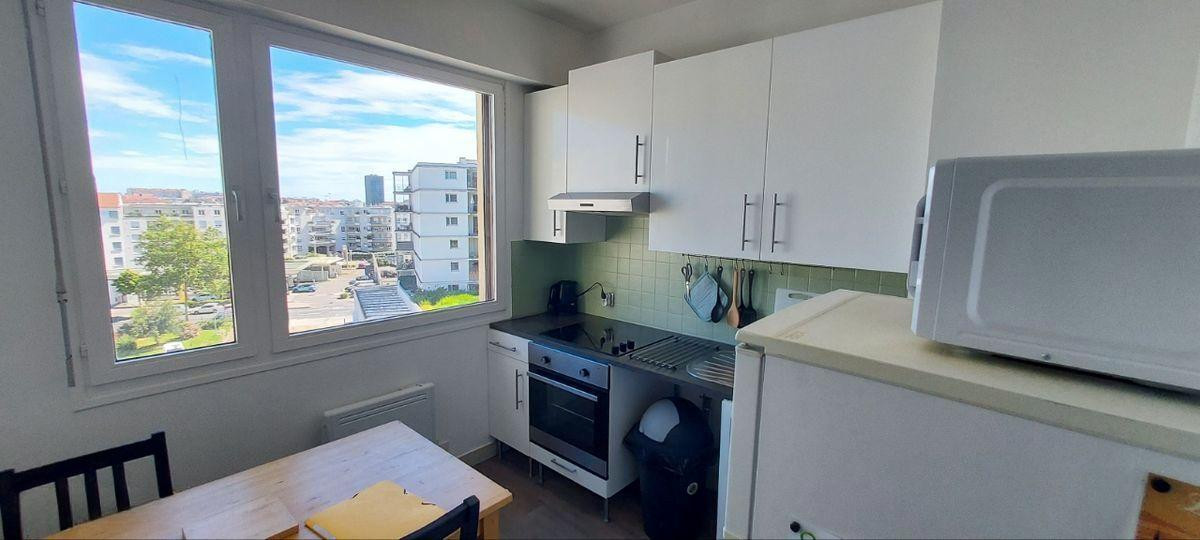 
                                                Colocation
                                                 Belle chambre de 19m2