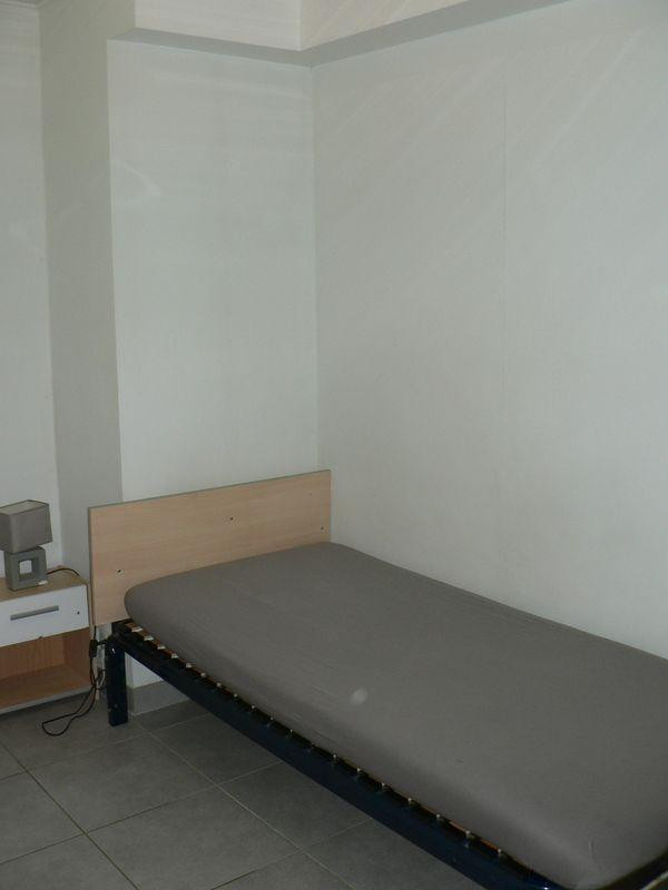 
                                                Location
                                                 Belle chambre d'étudiant meublée 11m²