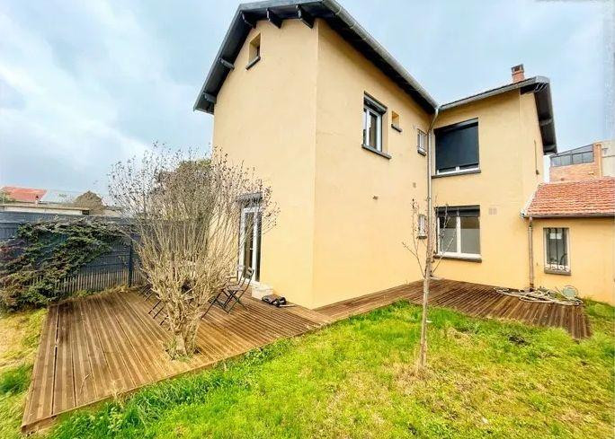 
                                                Colocation
                                                 Belle chambre dispo dans maison 140m²